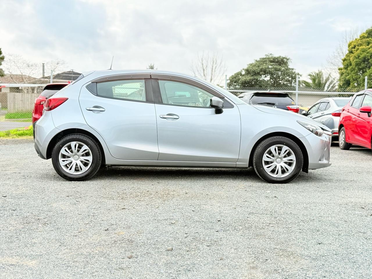 2016 Mazda Demio