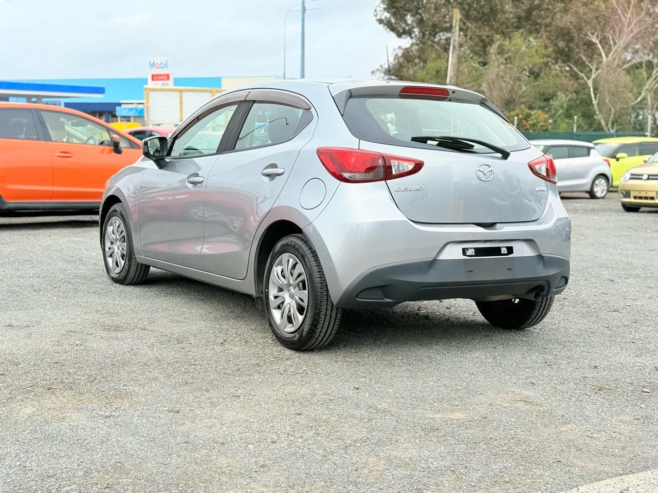 2016 Mazda Demio