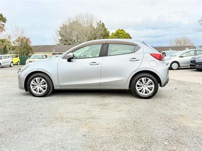 2016 Mazda Demio - Thumbnail