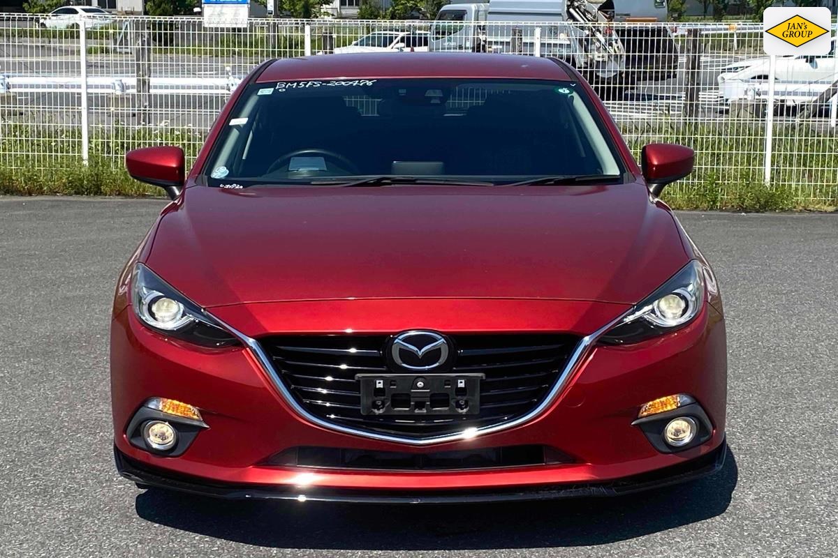 2015 Mazda Axela