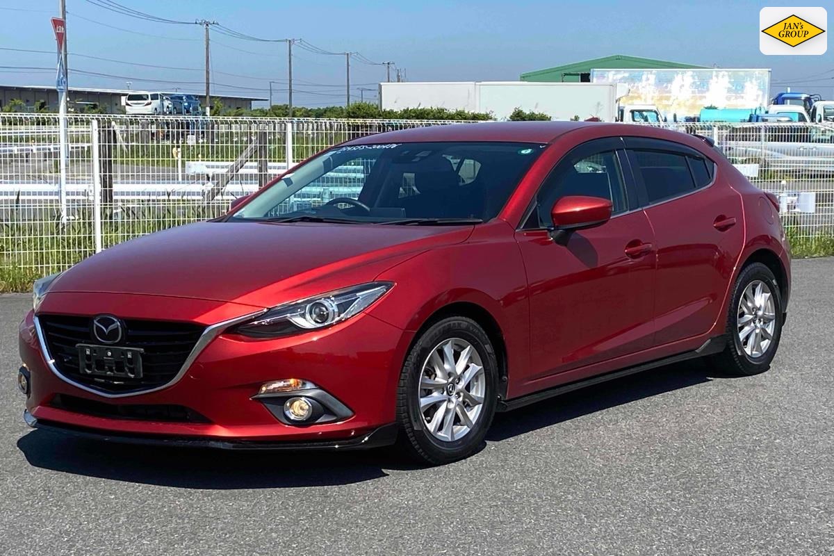 2015 Mazda Axela