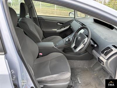 2012 Toyota Prius - Thumbnail