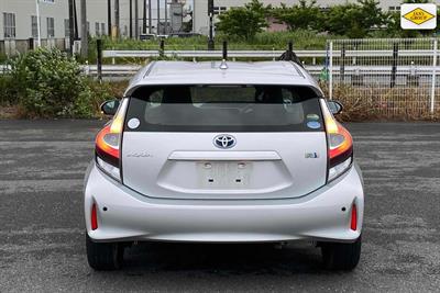 2020 Toyota Aqua - Thumbnail