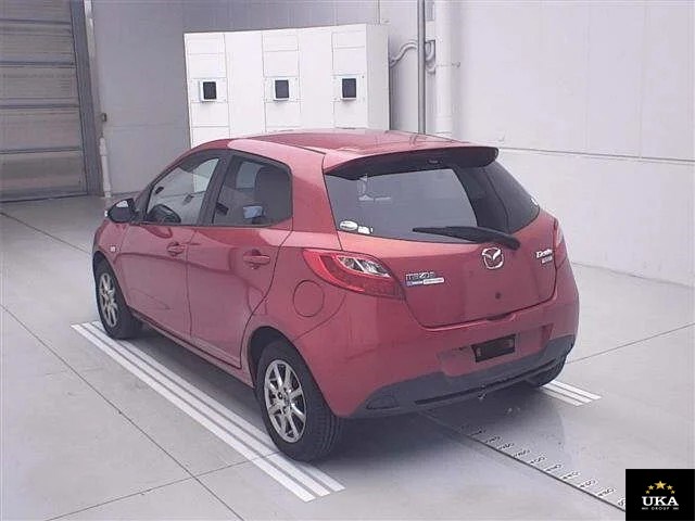 2013 Mazda Demio