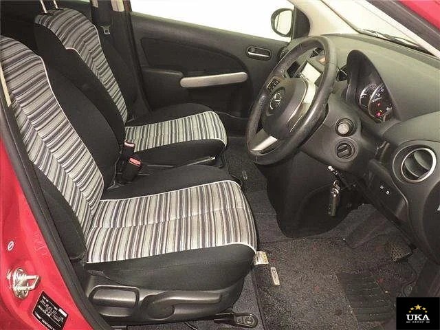 2013 Mazda Demio