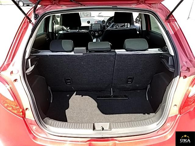 2013 Mazda Demio