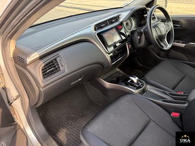 2014 Honda Grace - Thumbnail