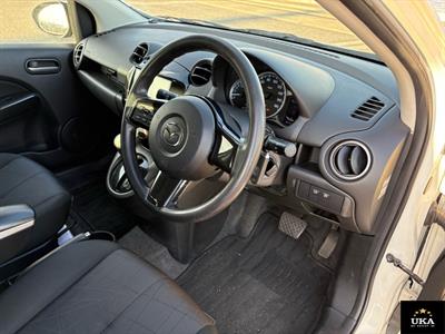 2014 Mazda Demio - Thumbnail