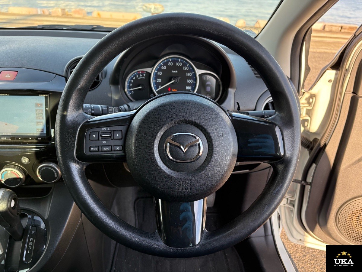 2014 Mazda Demio