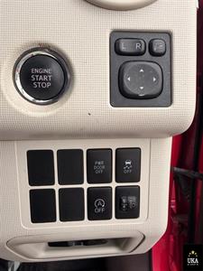 2016 Toyota Porte - Thumbnail