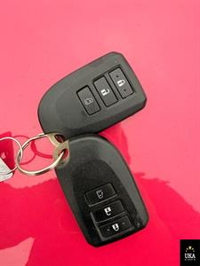 2016 Toyota Porte - Thumbnail