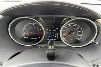 2012 Mitsubishi Outlander - Thumbnail