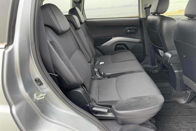 2012 Mitsubishi Outlander - Thumbnail