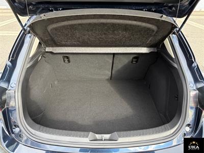 2016 Mazda Axela - Thumbnail