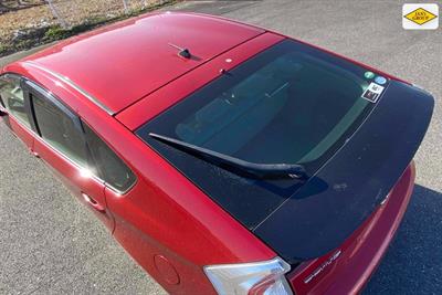 2014 Toyota Prius - Thumbnail