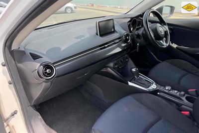 2016 Mazda Demio - Thumbnail