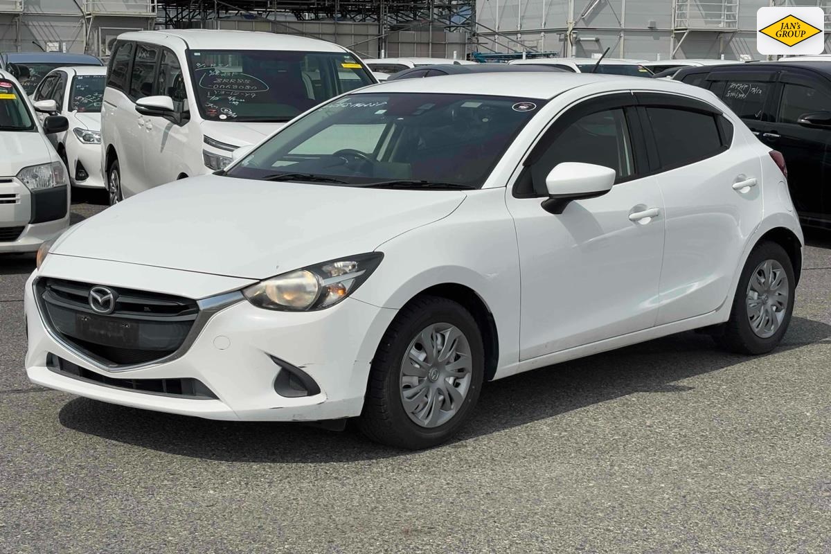 2016 Mazda Demio