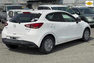 2016 Mazda Demio - Thumbnail