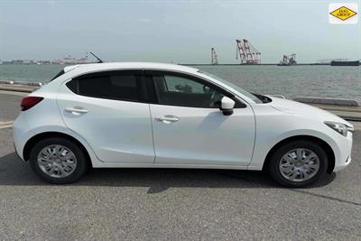2016 Mazda Demio - Thumbnail