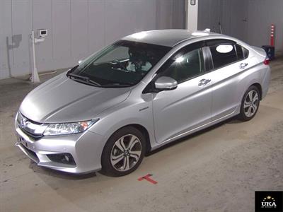 2015 Honda Grace - Thumbnail