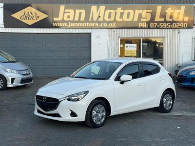 2016 Mazda Demio - Thumbnail