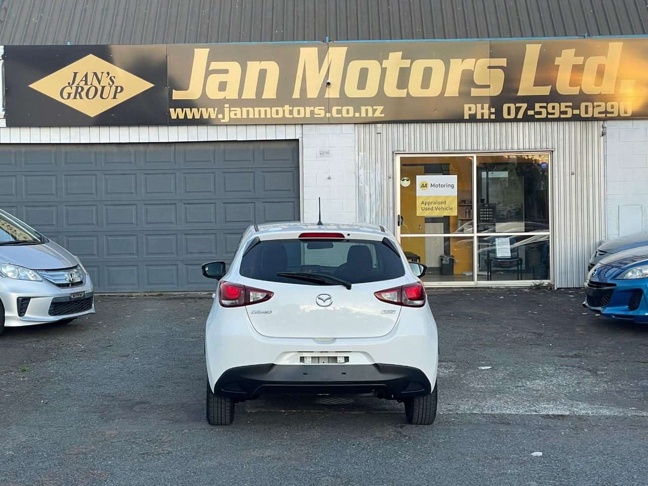 2016 Mazda Demio