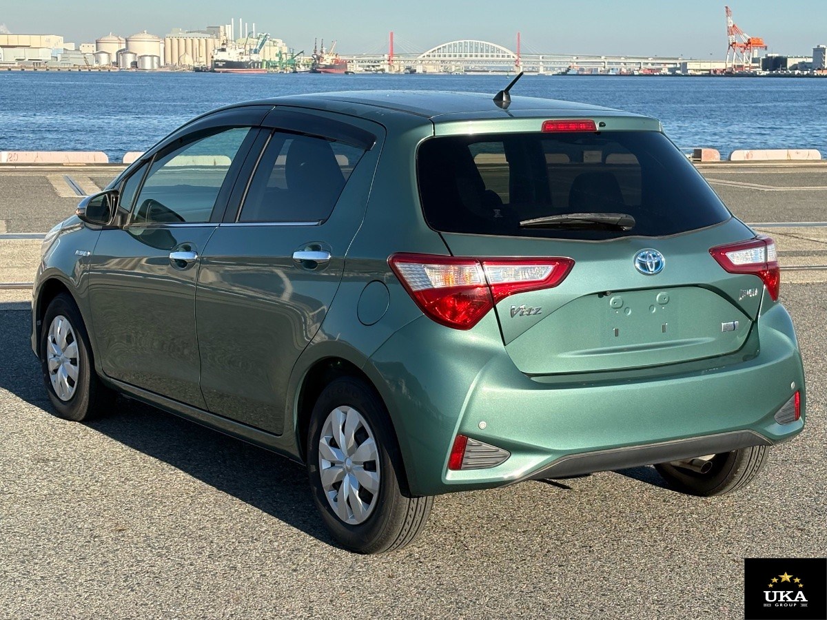 2017 Toyota Vitz