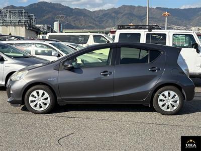 2014 Toyota Aqua - Thumbnail