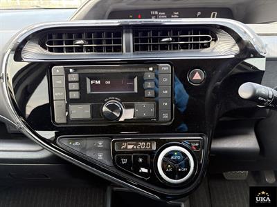 2018 Toyota Aqua - Thumbnail