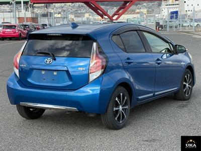 2017 Toyota Aqua - Thumbnail