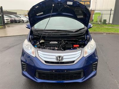2013 Honda Freed - Thumbnail