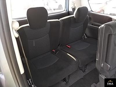 2013 Nissan Serena - Thumbnail
