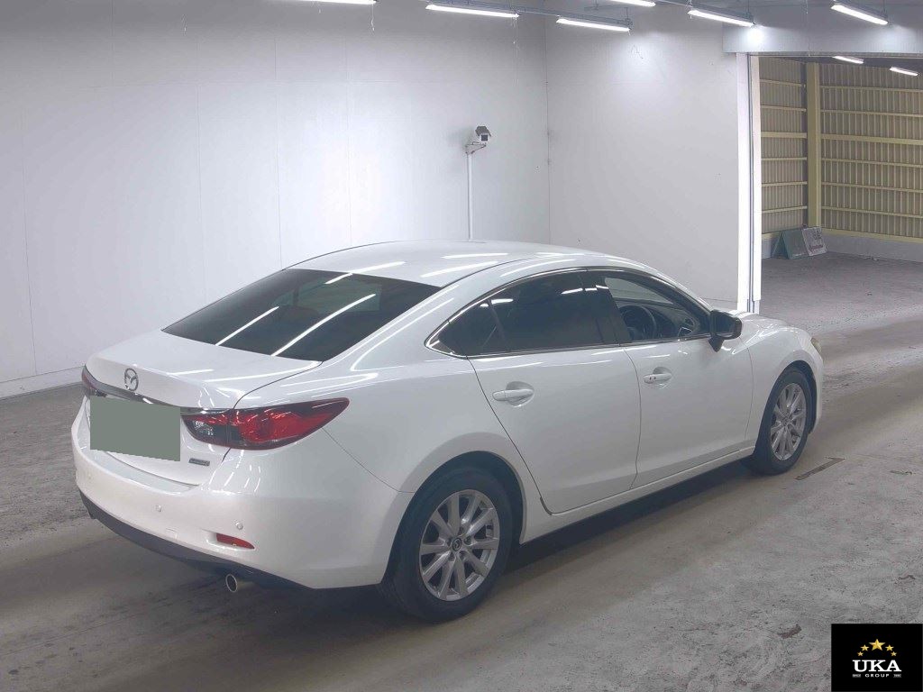 2014 Mazda Atenza