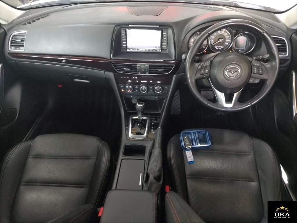 2014 Mazda Atenza