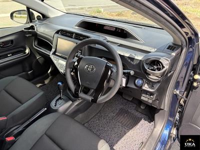2016 Toyota Aqua - Thumbnail