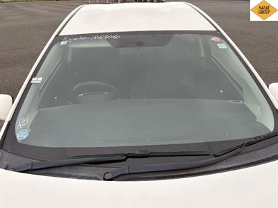 2014 Toyota Prius - Thumbnail