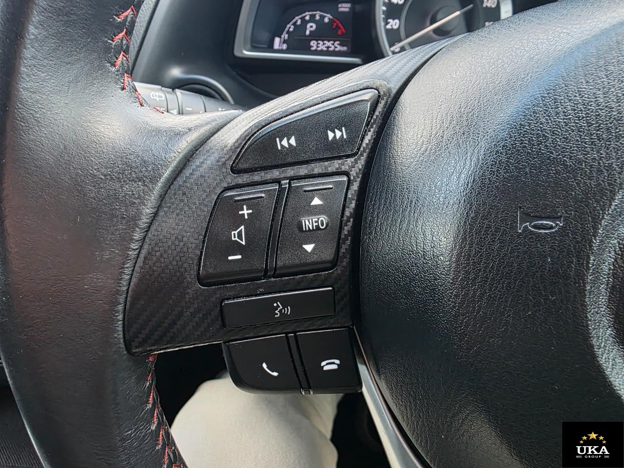 2015 Mazda Axela