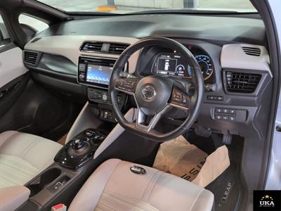 2018 Nissan Leaf - Thumbnail