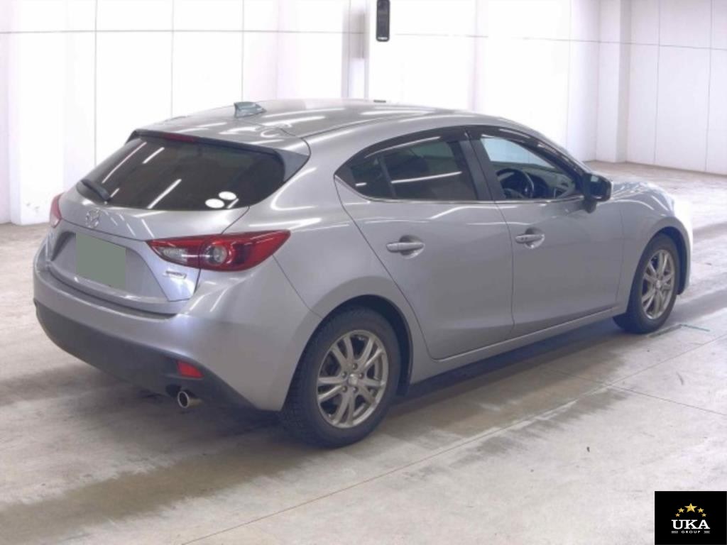 2014 Mazda Axela