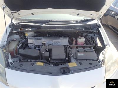 2015 Toyota Prius - Thumbnail