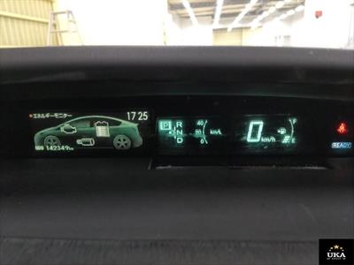 2015 Toyota Prius - Thumbnail