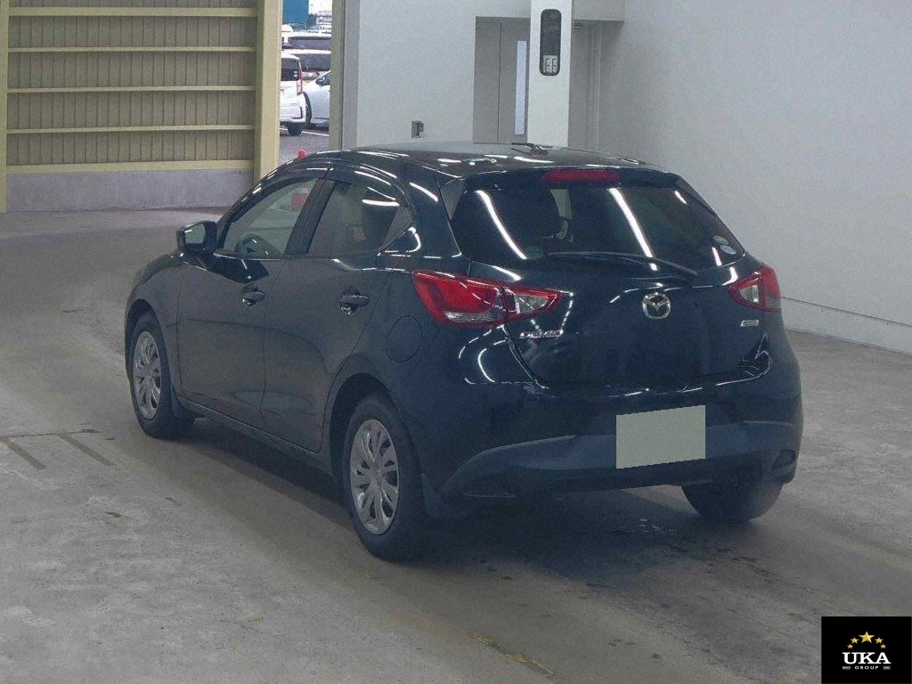 2016 Mazda Demio
