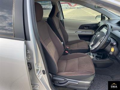 2012 Toyota Aqua - Thumbnail