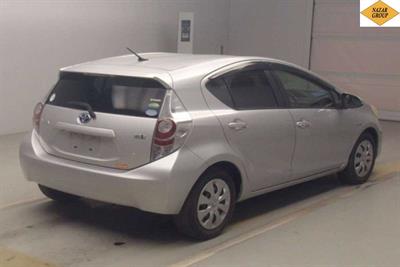 2012 Toyota Aqua - Thumbnail
