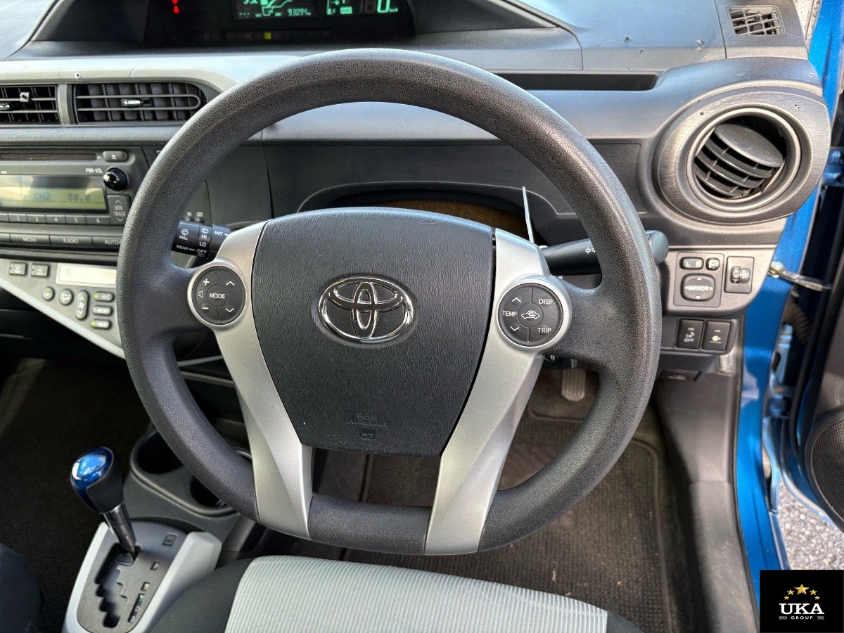 2013 Toyota Aqua