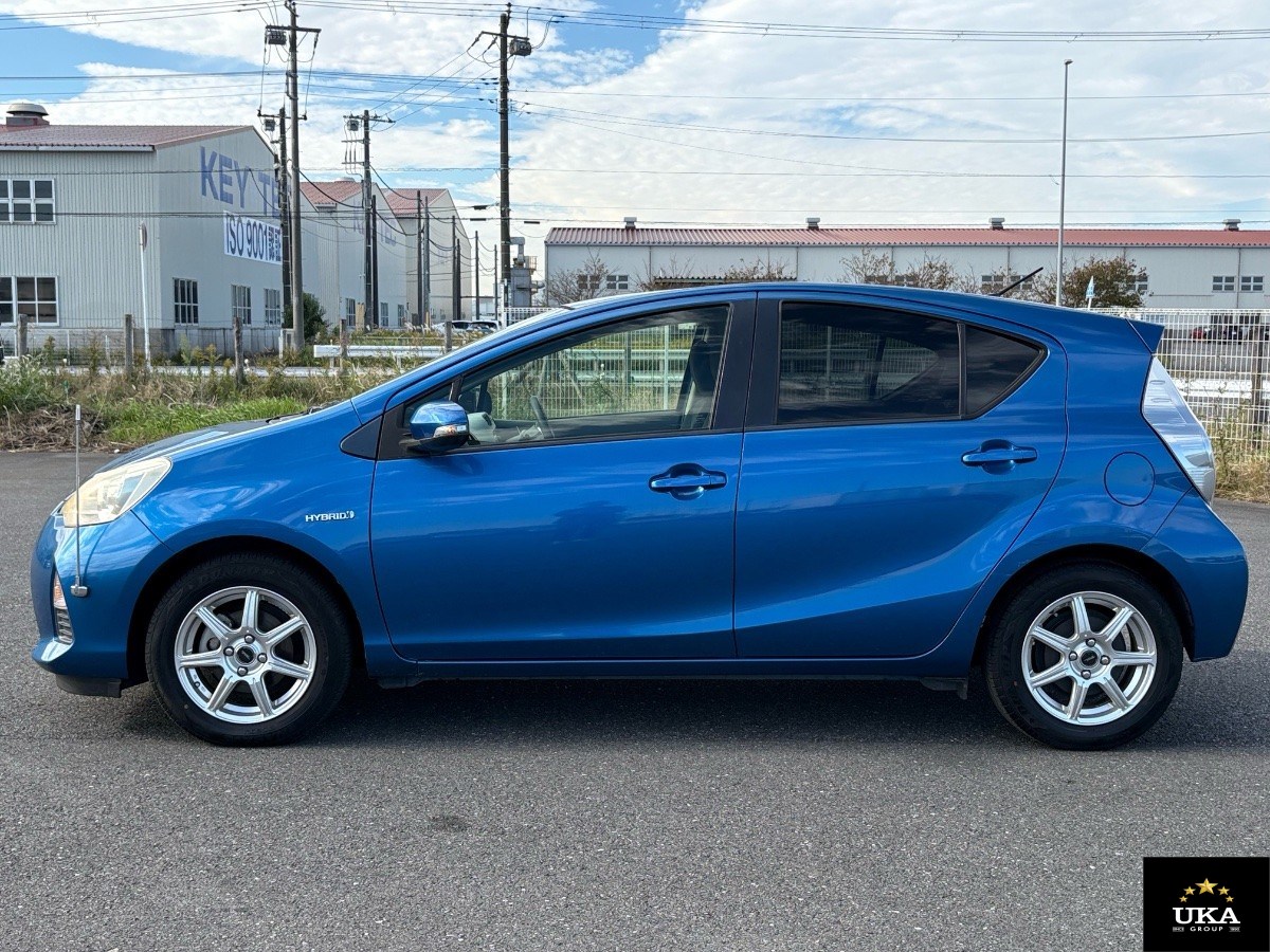 2013 Toyota Aqua