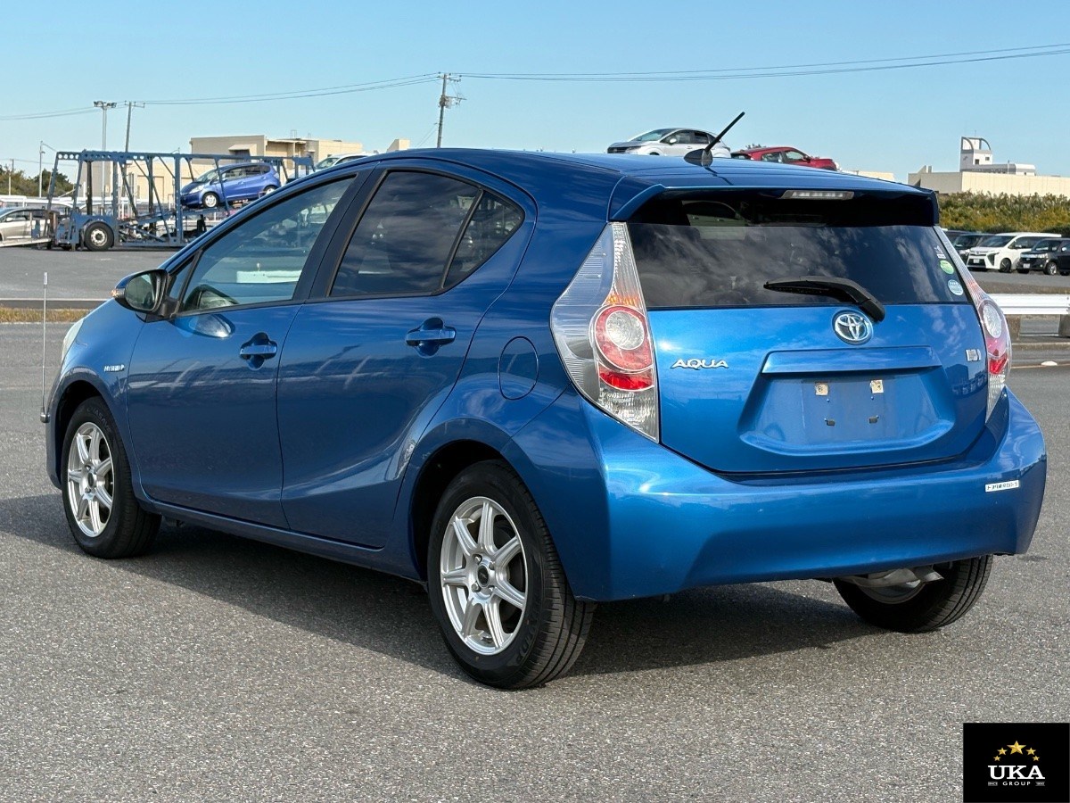 2013 Toyota Aqua