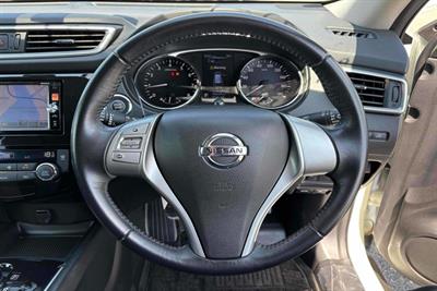 2015 Nissan X-Trail - Thumbnail