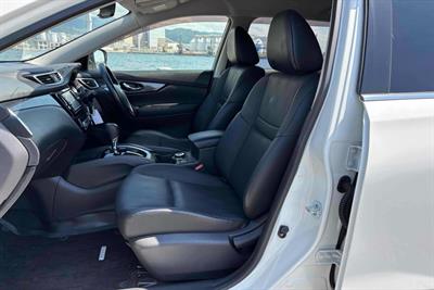 2015 Nissan X-Trail - Thumbnail