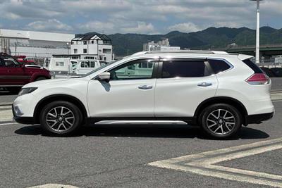 2015 Nissan X-Trail - Thumbnail